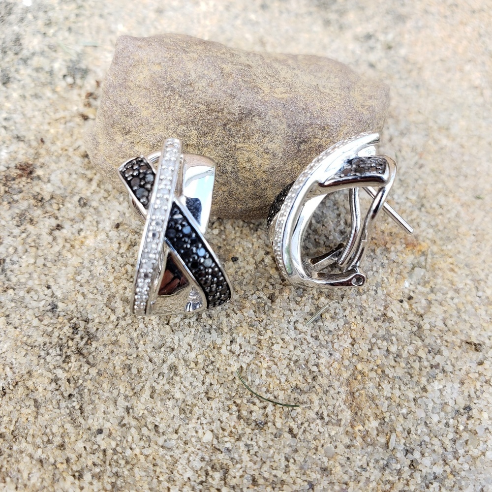 ear rings.